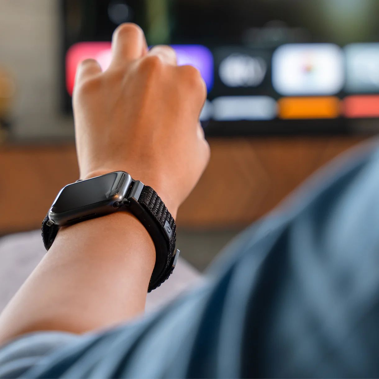 Ремешок MUDRA BAND Black для Apple Watch с функцией управления жестами (размер 38-41)