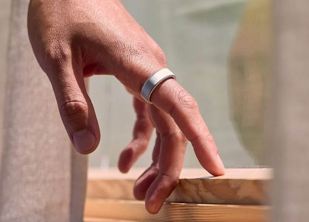 Умное фитнес-кольцо c отслеживанием показателей здоровья Oura Ring 4 Brushed Silver Size 15