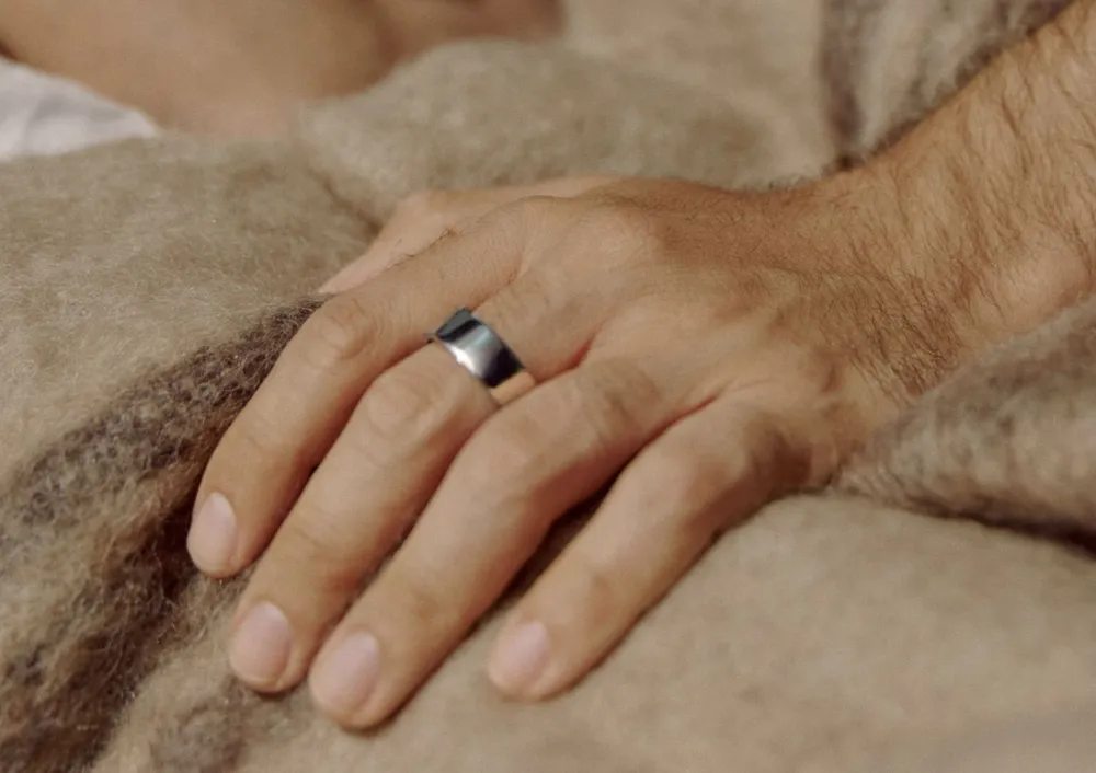 УЦЕНКА Умное фитнес-кольцо c отслеживанием показателей здоровья Oura Ring 4 Silver Size 7 (Вскрытая упаковка)