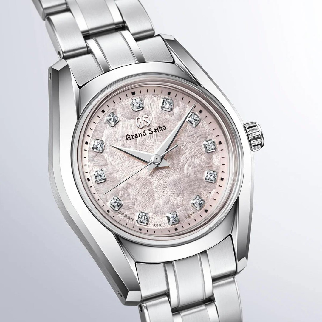 Часы Grand Seiko Heritage Collection 62GS 26mm  Ladies STGF387