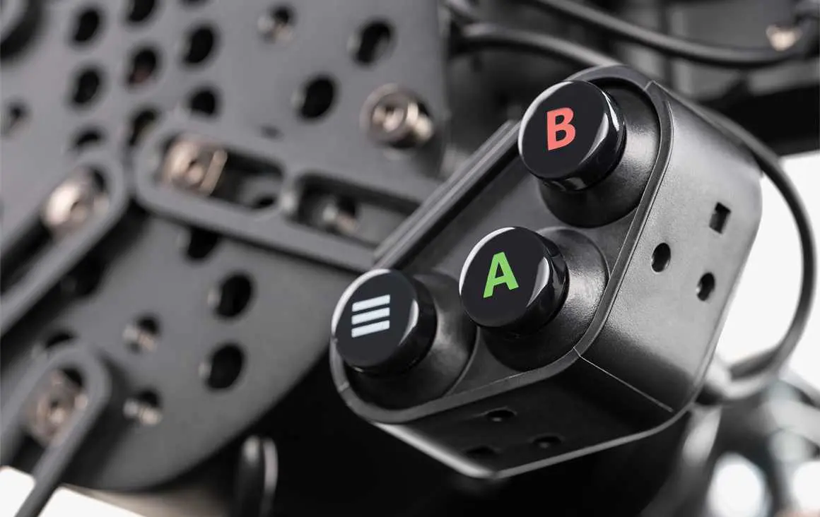 Универсальный хаб с подрулевыми леспестками  FANATEC Clubsport Universal Hub V2 For XBOX CS UHX-V2